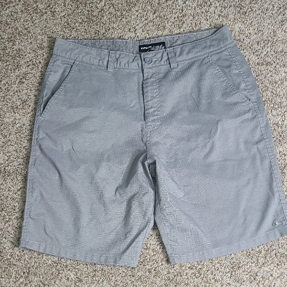 O'Neill Men's Light Gray Flat Front Shorts